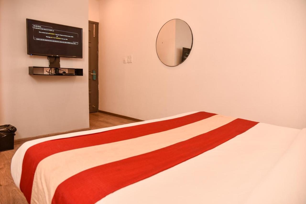 Hotel Admire Inn "Near Atal Chowk, Sector 15, Vasundhara" Ghaziabad Dış mekan fotoğraf