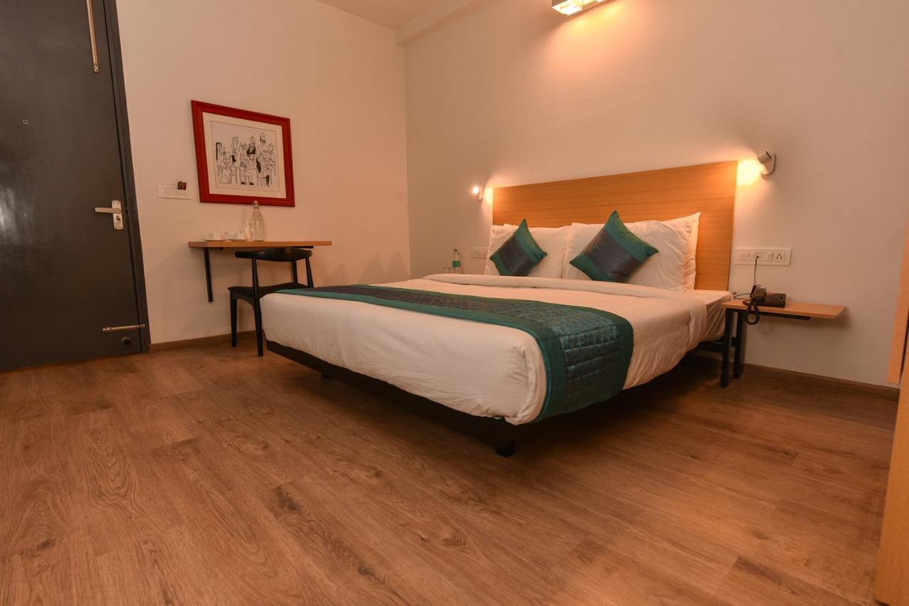 Hotel Admire Inn "Near Atal Chowk, Sector 15, Vasundhara" Ghaziabad Dış mekan fotoğraf