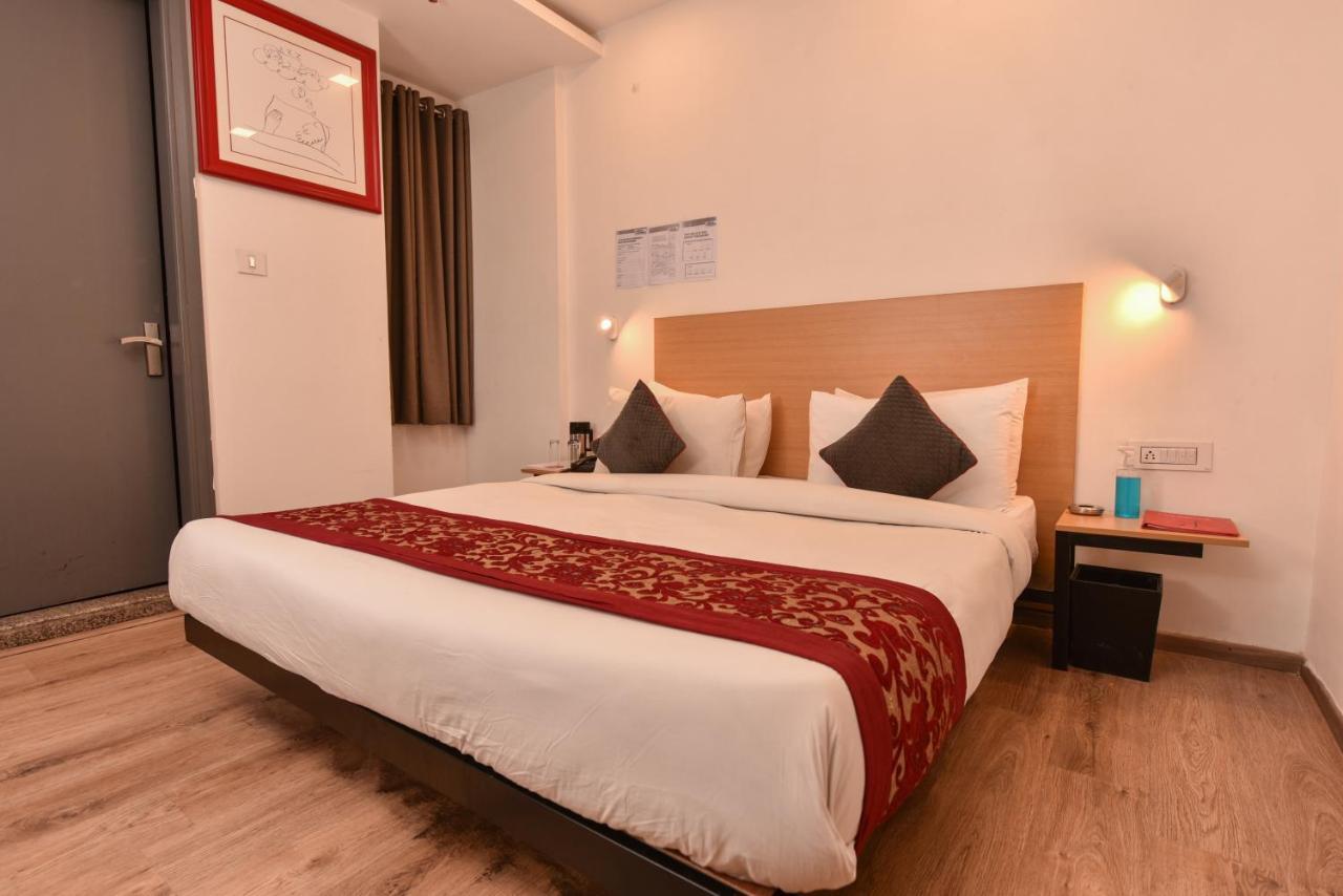 Hotel Admire Inn "Near Atal Chowk, Sector 15, Vasundhara" Ghaziabad Dış mekan fotoğraf