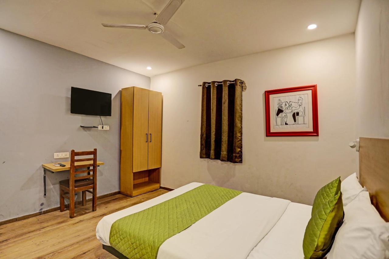 Hotel Admire Inn "Near Atal Chowk, Sector 15, Vasundhara" Ghaziabad Dış mekan fotoğraf