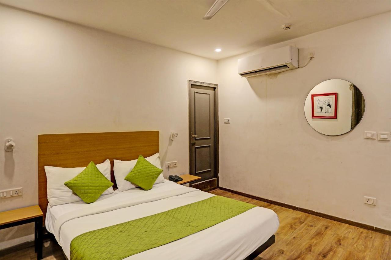 Hotel Admire Inn "Near Atal Chowk, Sector 15, Vasundhara" Ghaziabad Dış mekan fotoğraf