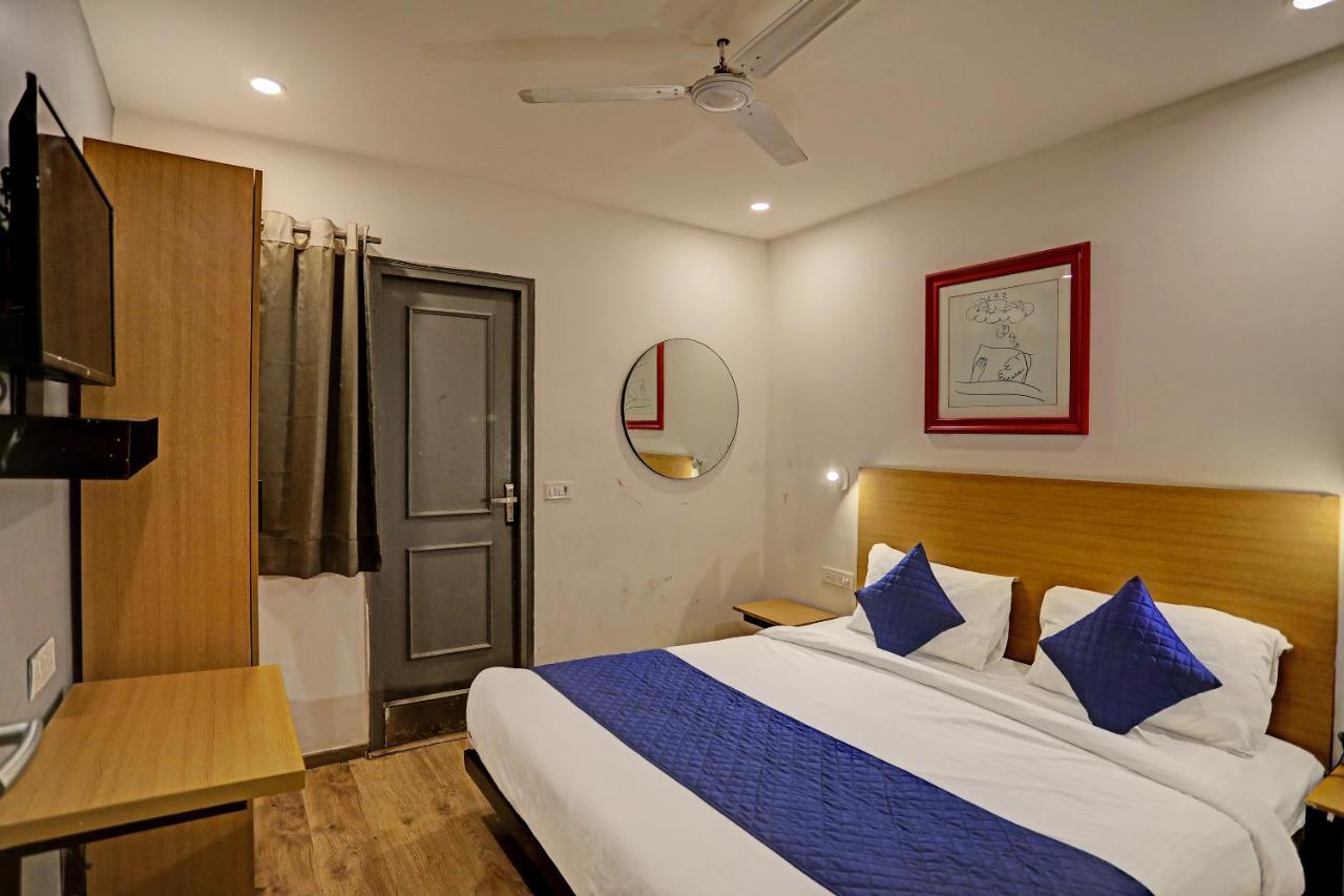 Hotel Admire Inn "Near Atal Chowk, Sector 15, Vasundhara" Ghaziabad Dış mekan fotoğraf