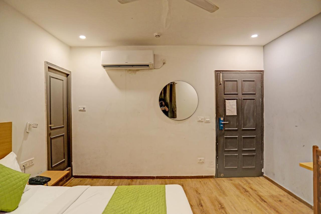 Hotel Admire Inn "Near Atal Chowk, Sector 15, Vasundhara" Ghaziabad Dış mekan fotoğraf
