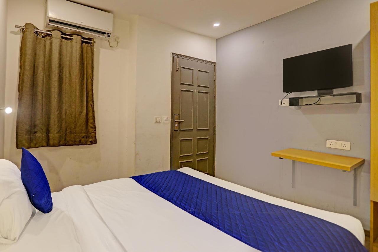 Hotel Admire Inn "Near Atal Chowk, Sector 15, Vasundhara" Ghaziabad Dış mekan fotoğraf